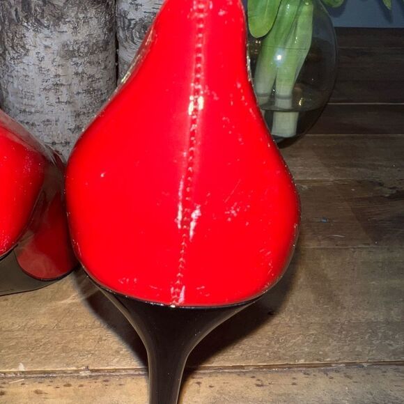 Saint Laurent Teddy Patent Pumps - Picture 13 of 14